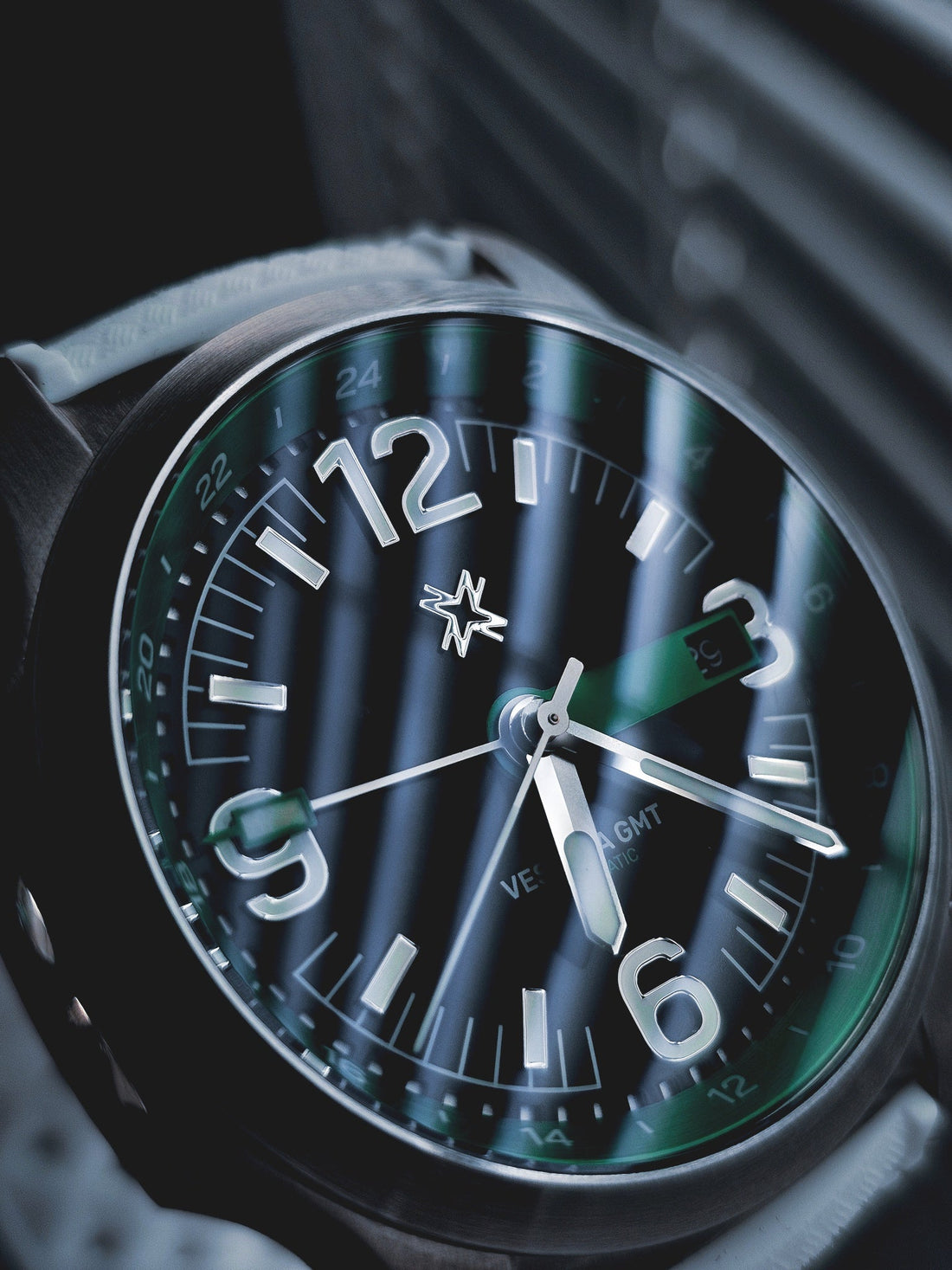 Vespera GMT - a True GMT