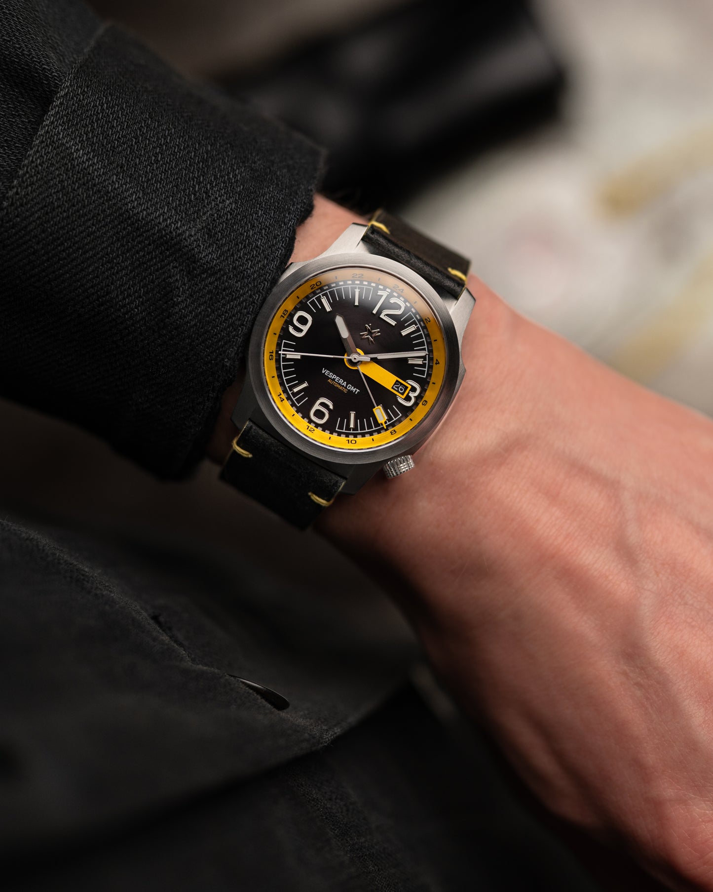Vespera GMT Yellow
