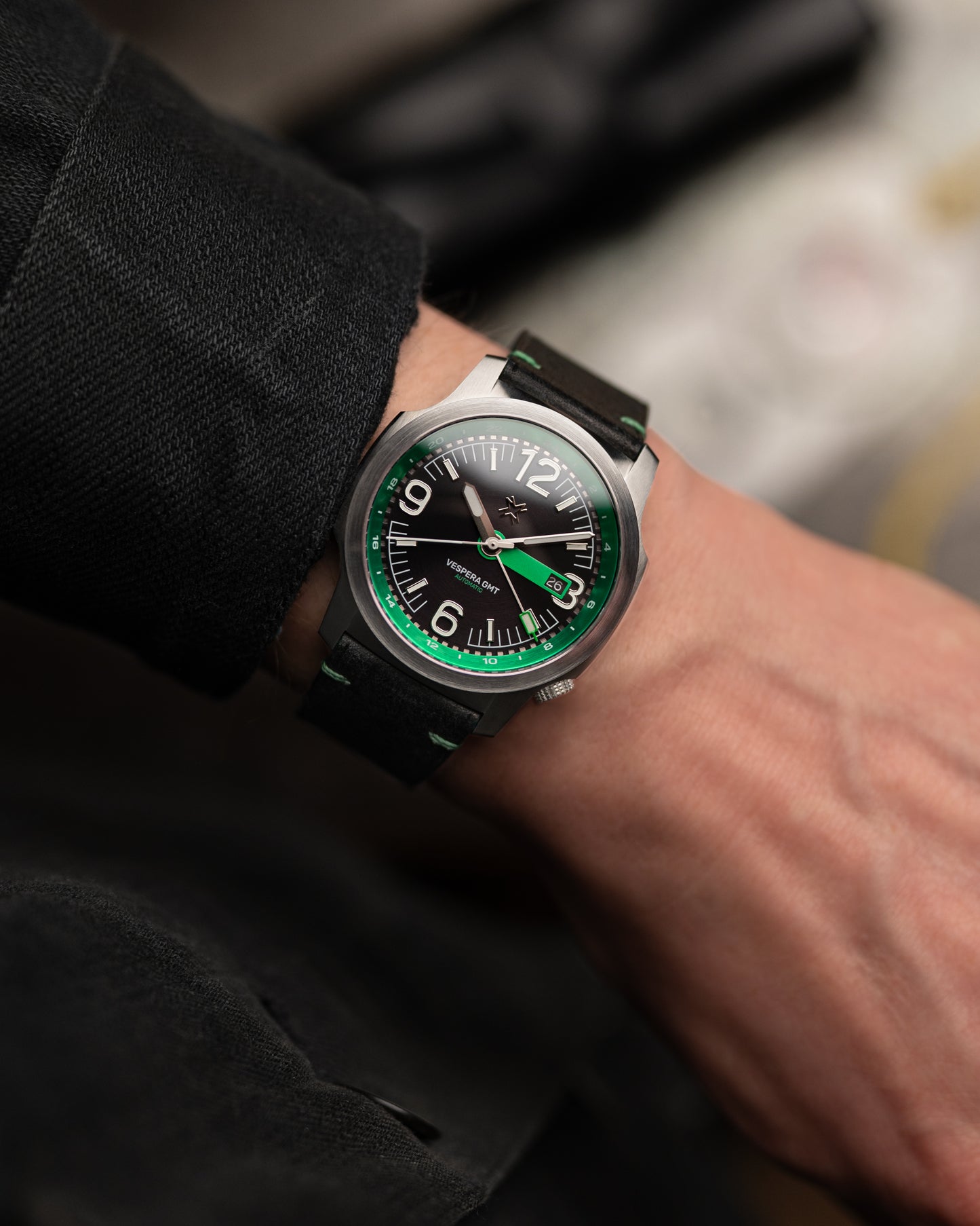 Vespera GMT Green