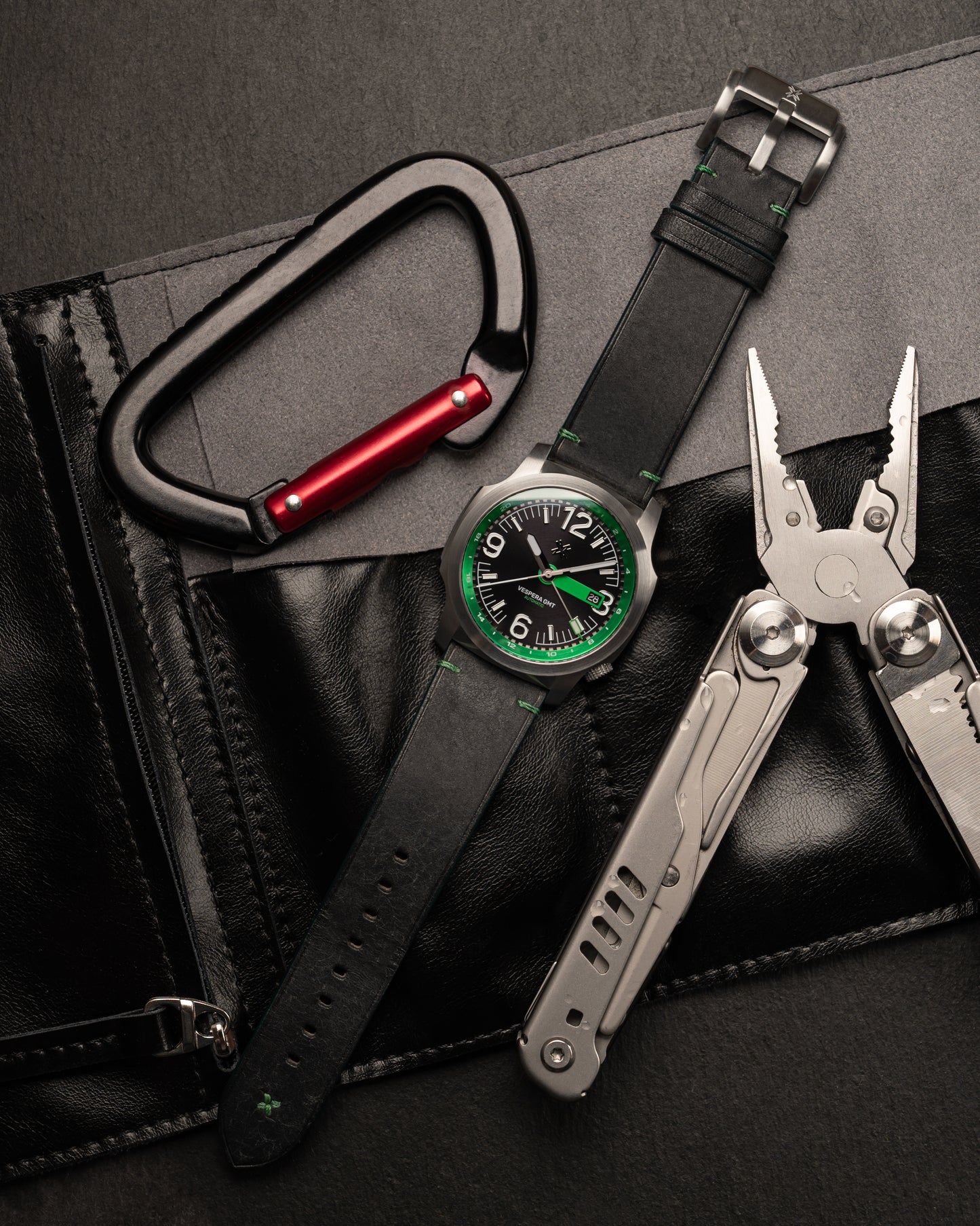 Vespera GMT Green