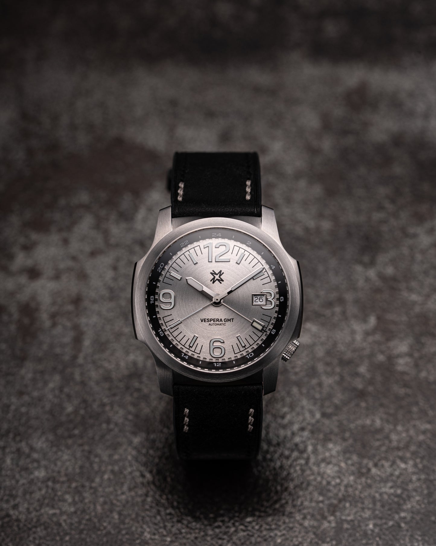Vespera GMT Silber