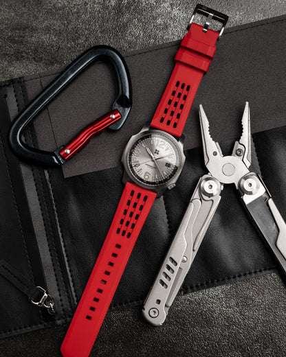Vespera GMT Silver