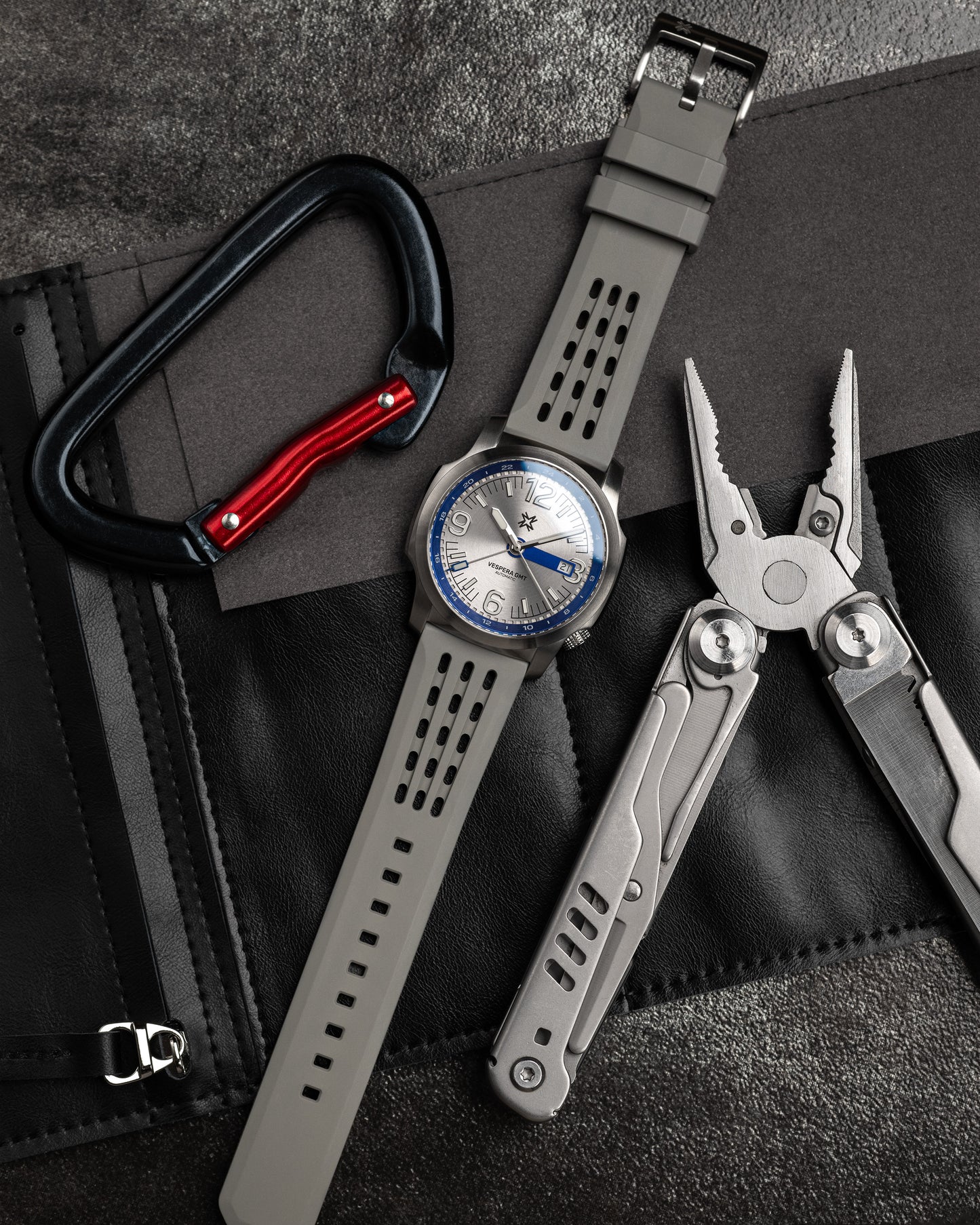 Vespera GMT Glaciale